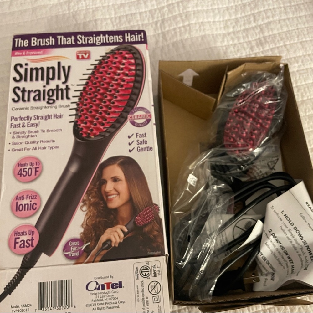 Simply Straight Brush Hair Straightener